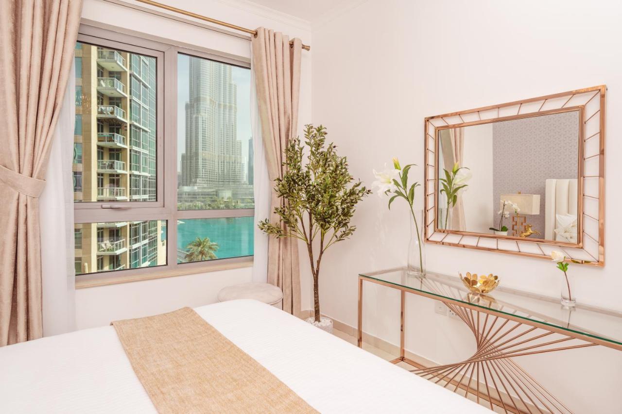 Elite Royal Apartment - Full Burj Khalifa & Fountain View - Magnum Dubai Buitenkant foto